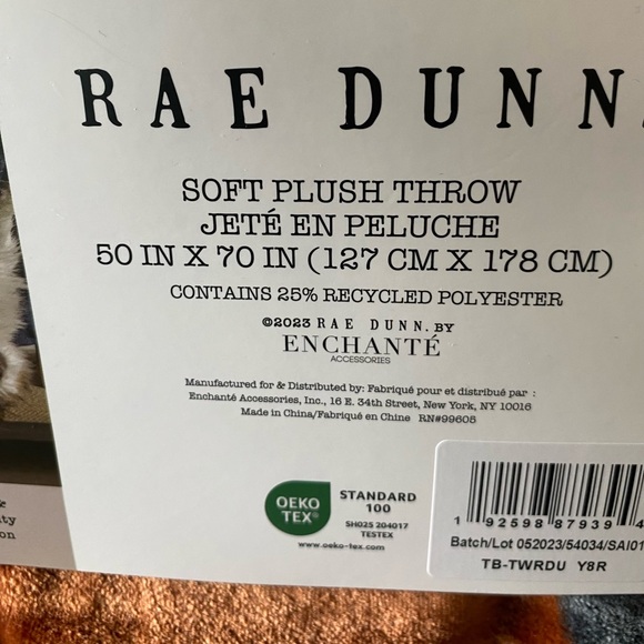 Rae Dunn Halloween Witch Throw Blanket Brooms And Bats - Picture 6 of 8